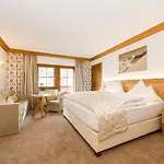 Sporthotel Enzian Zuers