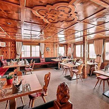 Hotel Enzian 4*
