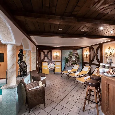 Enzian Hotel