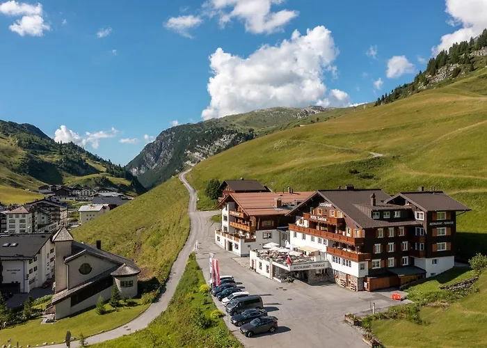 Sporthotel Enzian 4* Zuers