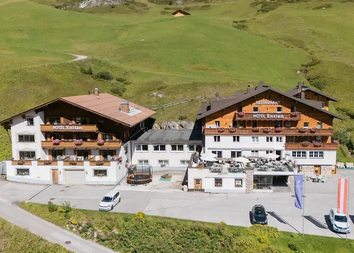 Hotel Sporthotel Enzian 4*