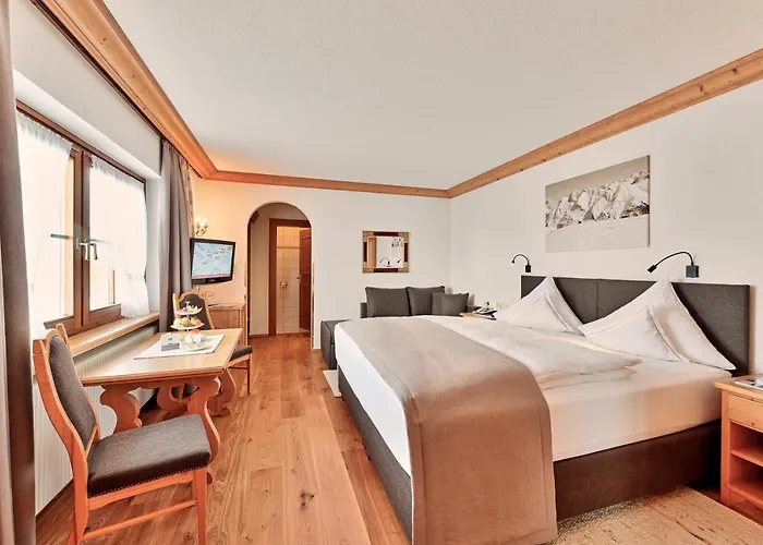 Sporthotel Enzian Hotel Zuers